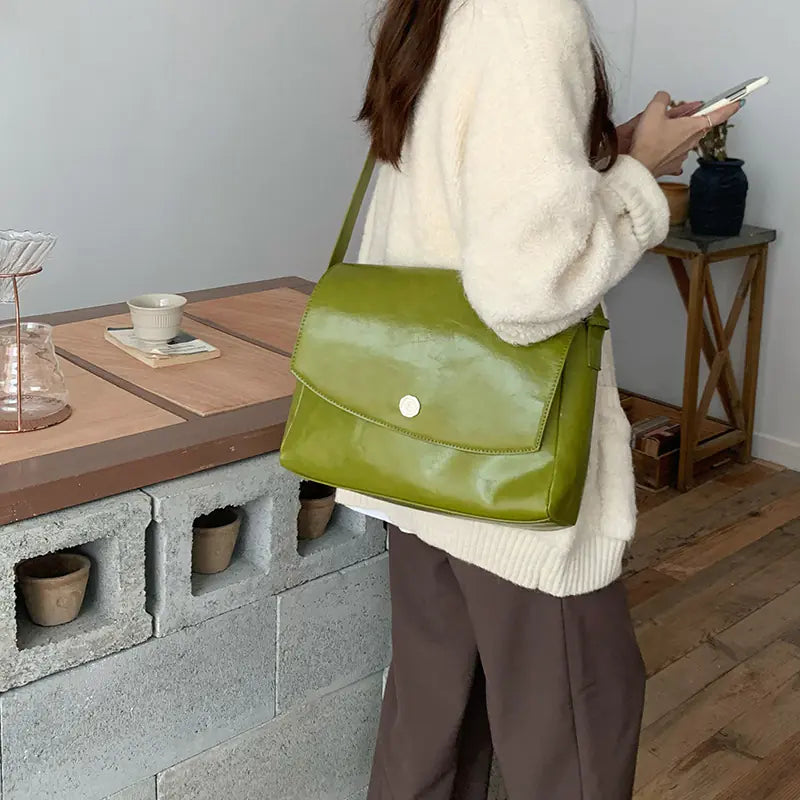 Mahya Retro Large Capacity Briefcase in [Black / Coffee / Green] – vintage PU leather work bag for women with magnetic closure