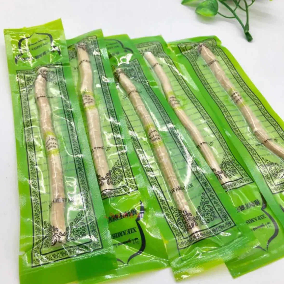 Mahya Miswak Tooth Cleaning Stick – 15cm natural wood dental care stick for traditional oral hygiene